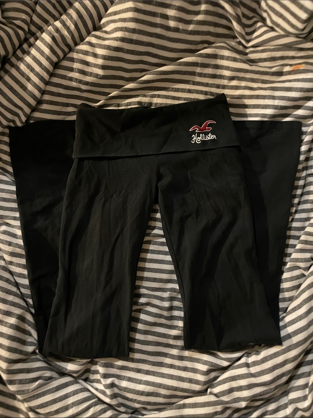 Hollister Black Fold-Over Waistcap Leggings with Red Logo